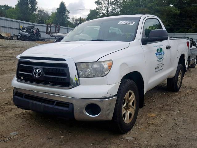 5TFJM5F19BX001230 - 2011 TOYOTA TUNDRA WHITE photo 2