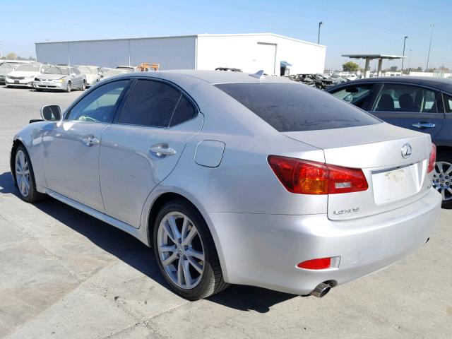 JTHBK262672039857 - 2007 LEXUS IS 250 SILVER photo 3