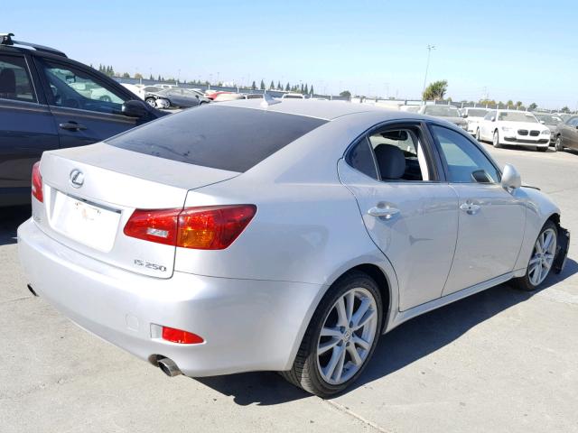 JTHBK262672039857 - 2007 LEXUS IS 250 SILVER photo 4