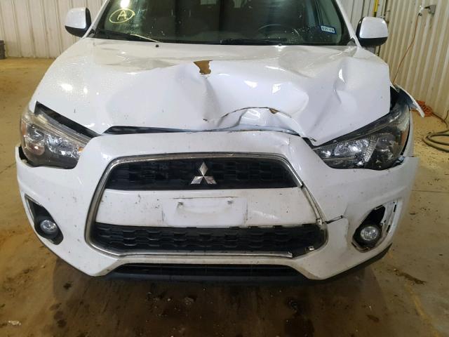 4A4AP4AU4EE027634 - 2014 MITSUBISHI OUTLANDER WHITE photo 7