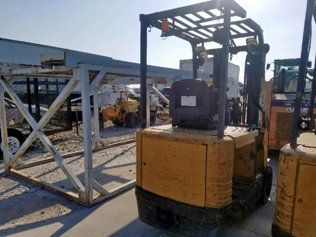 A2EC263261 - 2000 CATE FORKLIFT YELLOW photo 4