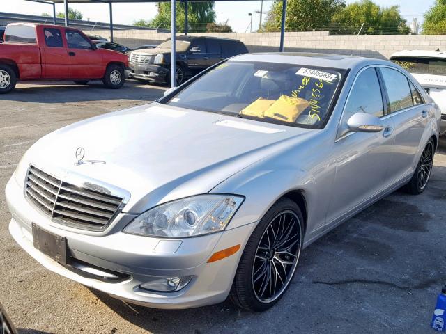 WDDNG71X47A082184 - 2007 MERCEDES-BENZ S 550 SILVER photo 2