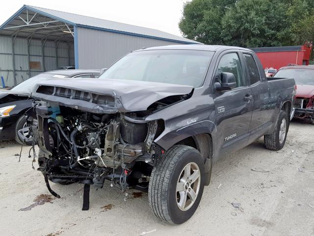 5TFRW5F17HX217907 - 2017 TOYOTA TUNDRA DOUBLE CAB SR/SR5  photo 2