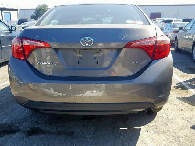 2T1BURHE1HC928032 - 2017 TOYOTA COROLLA L 灰色 照片 9