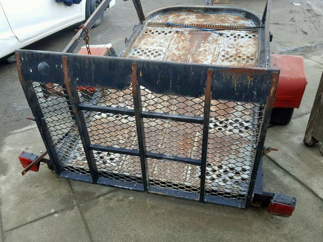 LCAA830T6GT101336 - 1999 UTILITY TRAILER BLACK photo 5