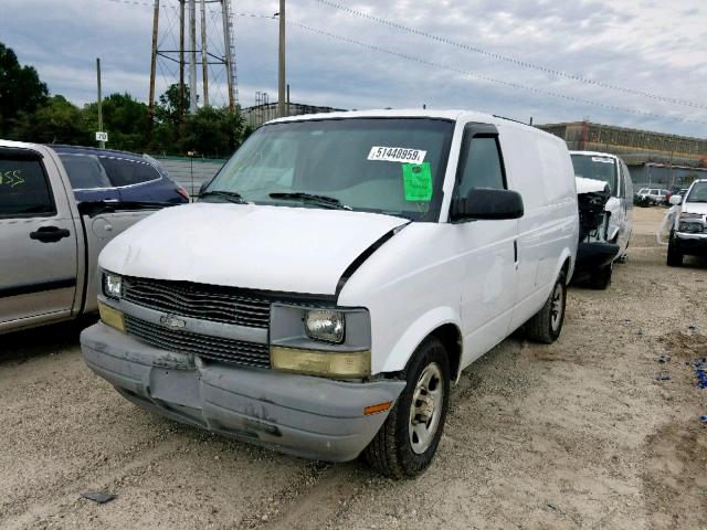 1GCDM19X45B131780 - 2005 CHEVROLET ASTRO WHITE photo 2