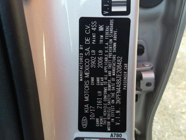 3KPFN4A88JE208482 - 2018 KIA FORTE EX SILVER photo 10