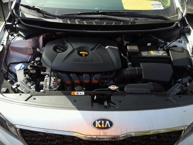 3KPFN4A88JE208482 - 2018 KIA FORTE EX SILVER photo 7