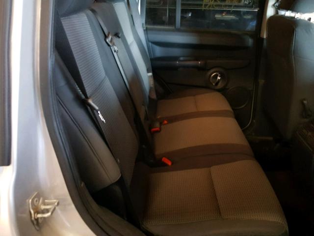 1J4RG4GK6AC129615 - 2010 JEEP COMMANDER Gümüş foto 6