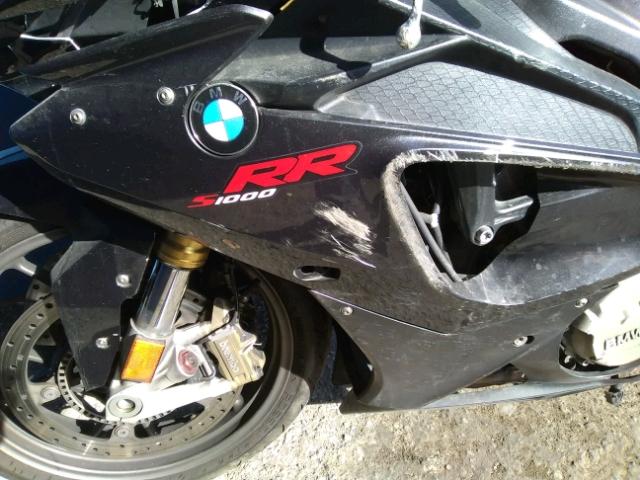 WB105170XBZV42375 - 2011 BMW S 1000 RR TWO TONE photo 9