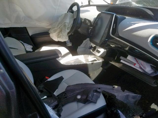 JTDKARFP9J3085614 - 2018 TOYOTA PRIUS PRIM 石墨色 照片 5