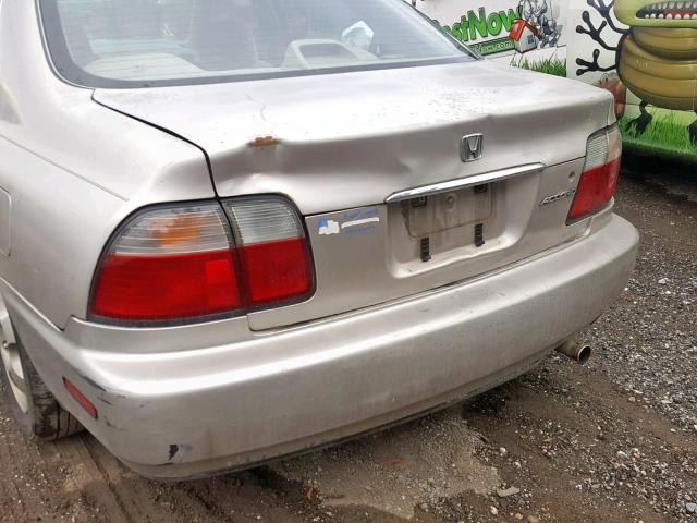 1HGCD5604VA108064 - 1997 HONDA ACCORD SE GRAY photo 9