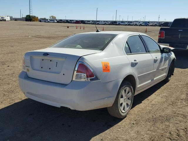 3FAHP06Z19R163635 - 2009 FORD FUSION S WHITE photo 4