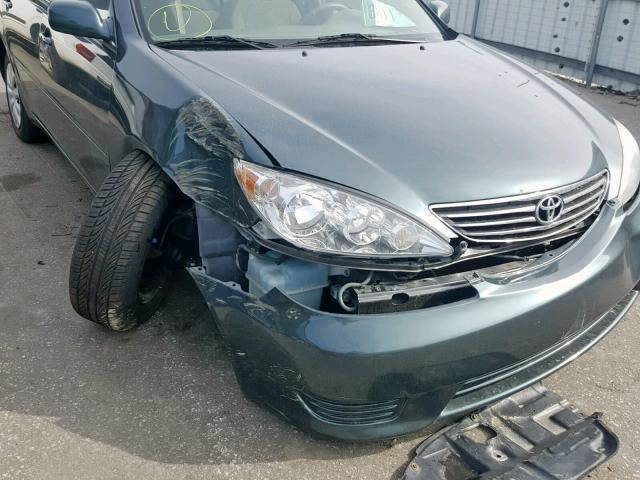 4T1BE32KX5U030967 - 2005 TOYOTA CAMRY LE GREEN photo 9