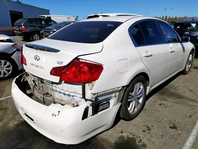 JN1CV6AP5DM726094 - 2013 INFINITI G37 BASE WHITE photo 4