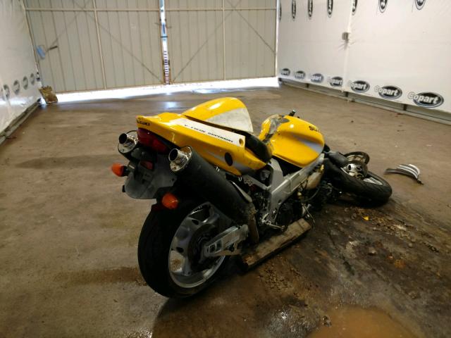 JS1VT52A822100722 - 2002 SUZUKI TL1000 R YELLOW photo 4