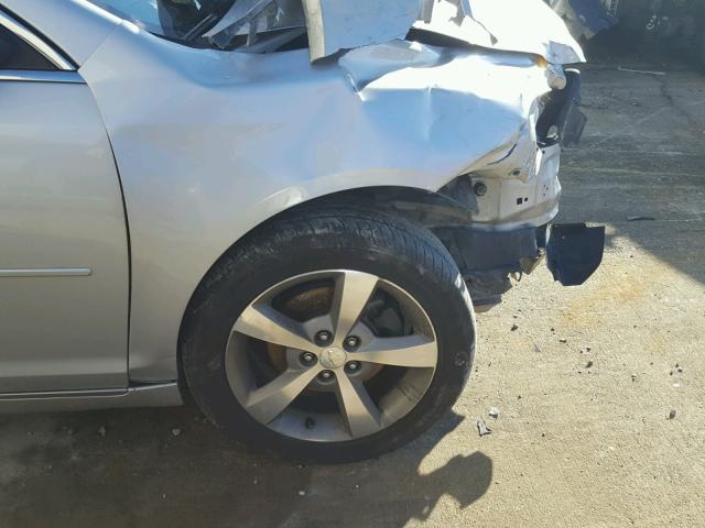 1G1ZC5E00CF391763 - 2012 CHEVROLET MALIBU 1LT 银色 照片 9