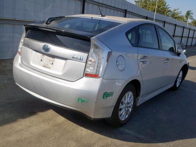 JTDKN3DP6E3061359 - 2014 TOYOTA PRIUS PLUG SILVER photo 4