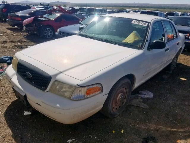 2FAHP71W03X211351 - 2003 FORD CROWN VICT WHITE photo 2