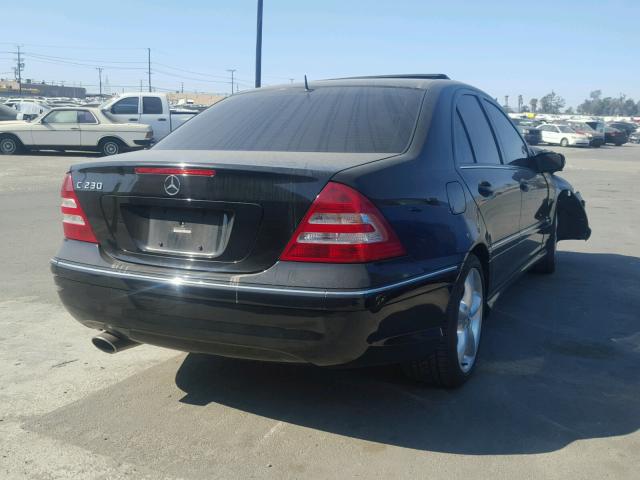 WDBRF52H76F790388 - 2006 MERCEDES-BENZ C GENERATI BLACK photo 4