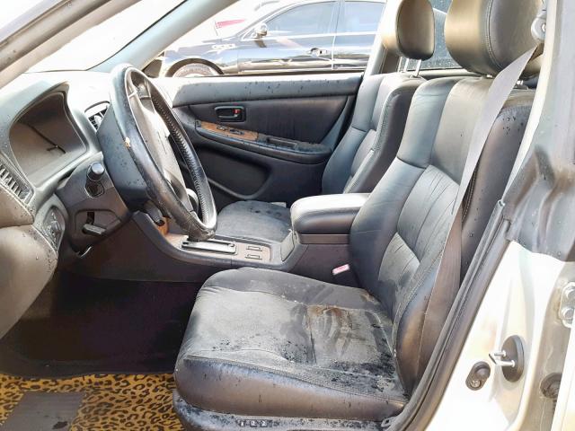 JT8BF28G2Y5081729 - 2000 LEXUS ES 300 SILVER photo 5