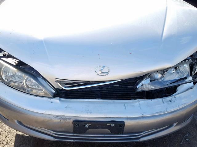 JT8BF28G2Y5081729 - 2000 LEXUS ES 300 SILVER photo 7