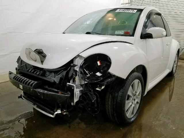 3VWRG31CX9M517147 - 2009 VOLKSWAGEN NEW BEETLE თეთრი ფოტო 2