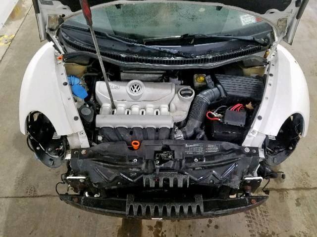 3VWRG31CX9M517147 - 2009 VOLKSWAGEN NEW BEETLE თეთრი ფოტო 7