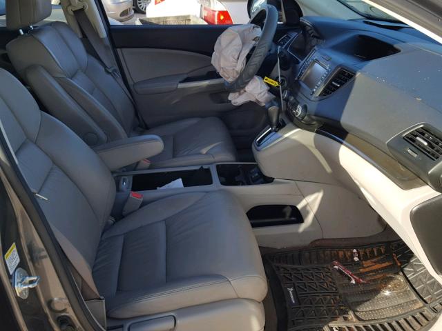 2HKRM4H75DH659561 - 2013 HONDA CR-V EXL GRAY photo 5