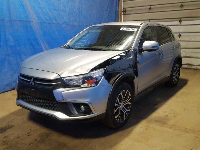 JA4AR3AW9JZ036162 - 2018 MITSUBISHI OUTLANDER SILVER photo 2