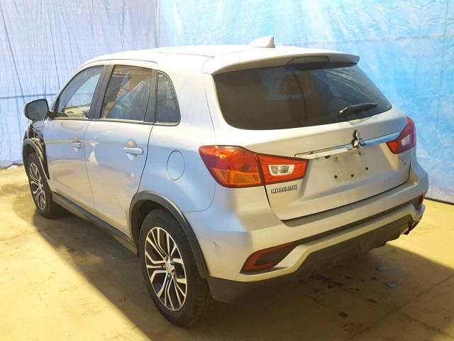 JA4AR3AW9JZ036162 - 2018 MITSUBISHI OUTLANDER SILVER photo 3