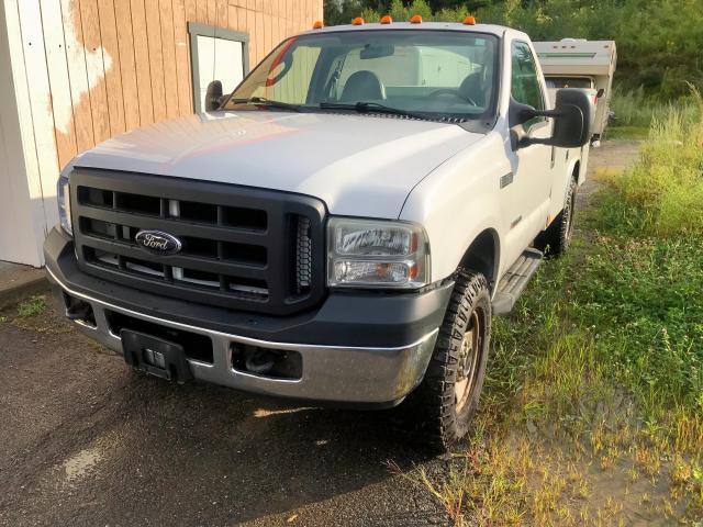 1FDWF35P36EB83417 - 2006 FORD F350 SRW S WHITE photo 1