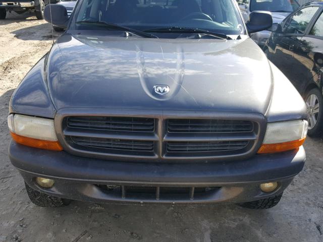 1D7HG38N83S325994 - 2003 DODGE DAKOTA QUA GRAY photo 9