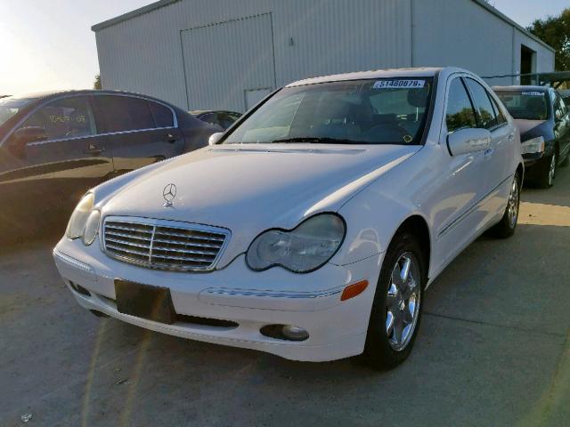 WDBRF61J61F108281 - 2001 MERCEDES-BENZ C 240 WHITE photo 2