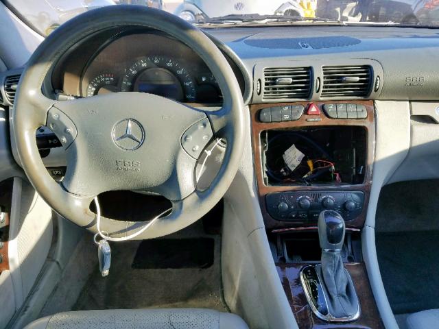 WDBRF61J61F108281 - 2001 MERCEDES-BENZ C 240 WHITE photo 9