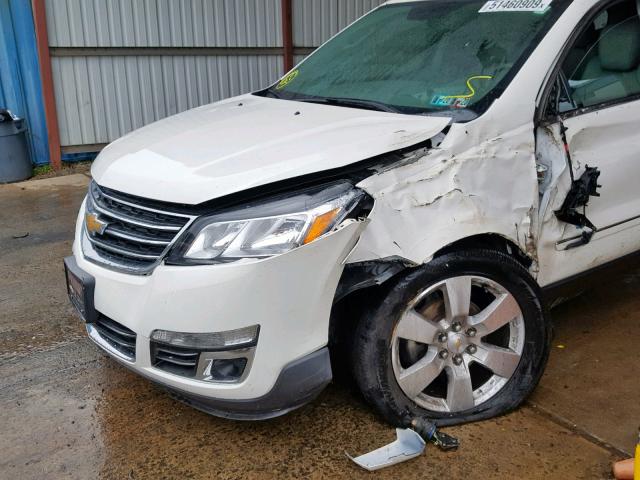 1GNKVLKD7DJ144969 - 2013 CHEVROLET TRAVERSE L WHITE photo 9