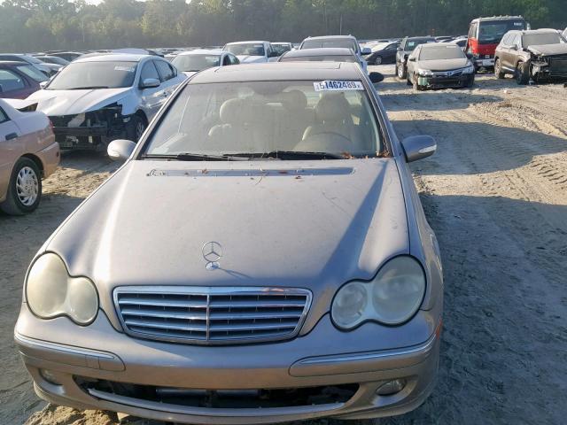 WDBRF61J85A698860 - 2005 MERCEDES-BENZ C 240 GOLD photo 9