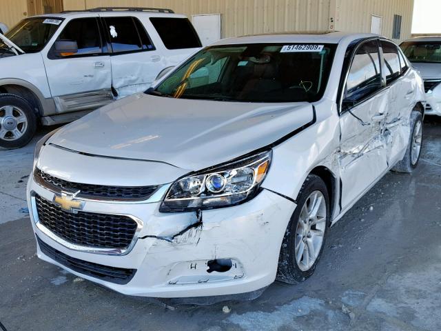 1G11C5SL2FF272564 - 2015 CHEVROLET MALIBU 1LT თეთრი ფოტო 2