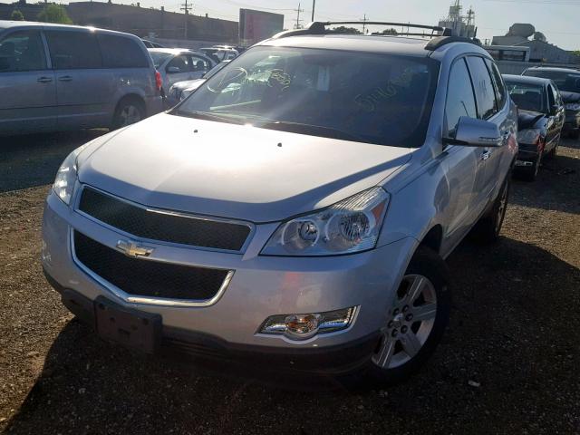 1GNLVGED9AS103577 - 2010 CHEVROLET TRAVERSE L SILVER photo 2