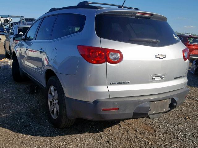 1GNLVGED9AS103577 - 2010 CHEVROLET TRAVERSE L SILVER photo 3