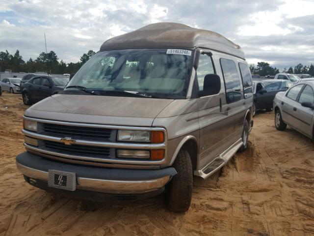 1GBFG15M2Y1225179 - 2000 CHEVROLET EXPRESS G1 GOLD photo 2