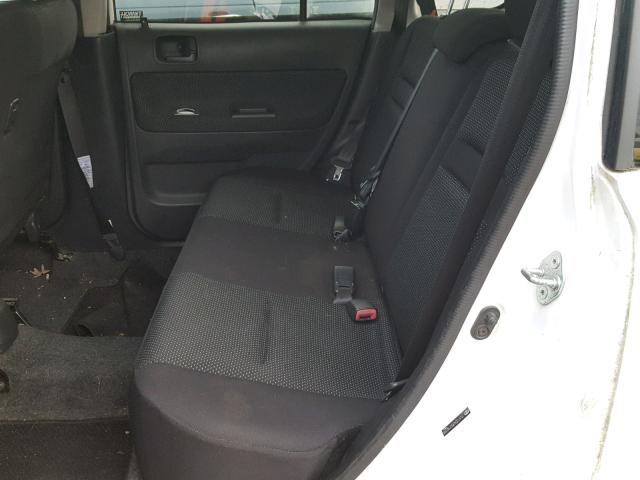 JTLKT324350192396 - 2005 TOYOTA SCION XB Ақ фото 6