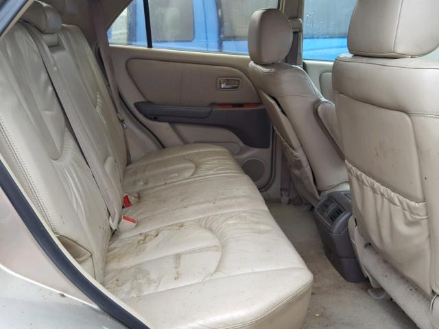 JTJHF10U620239272 - 2002 LEXUS RX 300 TAN photo 6