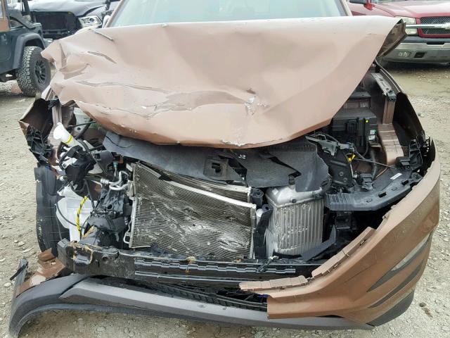 KM8J33A25GU093366 - 2016 HYUNDAI TUCSON LIM BROWN photo 9