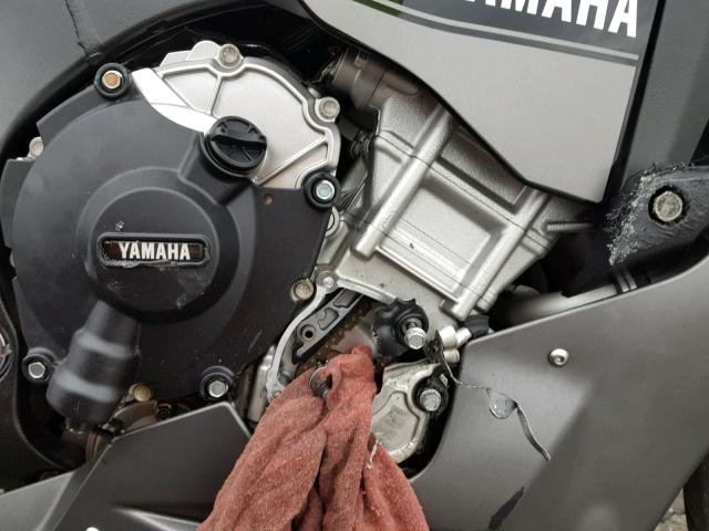 JYARN39E3GA002267 - 2016 YAMAHA YZFR1 GRAY photo 9