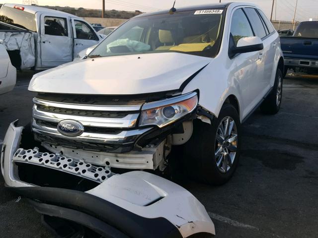 2FMDK3JC5DBE38065 - 2013 FORD EDGE SEL WHITE photo 2