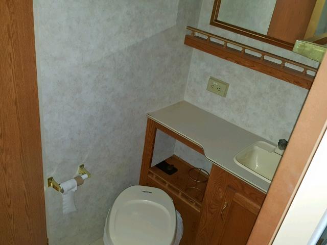 44HTH0M27X4017091 - 1999 UTILITY TRAILER WHITE photo 10