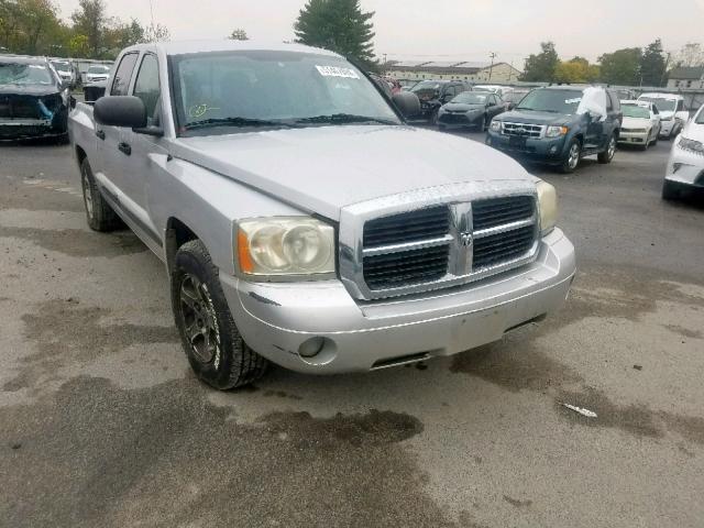 1D7HW48N17S128289 - 2007 DODGE DAKOTA QUA GRAY photo 1