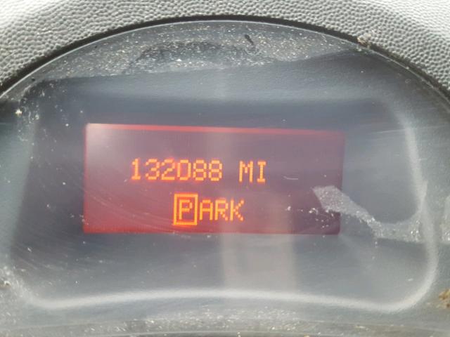 2G2WP522851136927 - 2005 PONTIAC GRAND PRIX SILVER photo 8