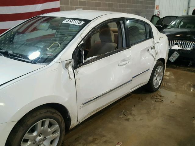 3N1AB6AP4AL655489 - 2010 NISSAN SENTRA 2.0 WHITE photo 9